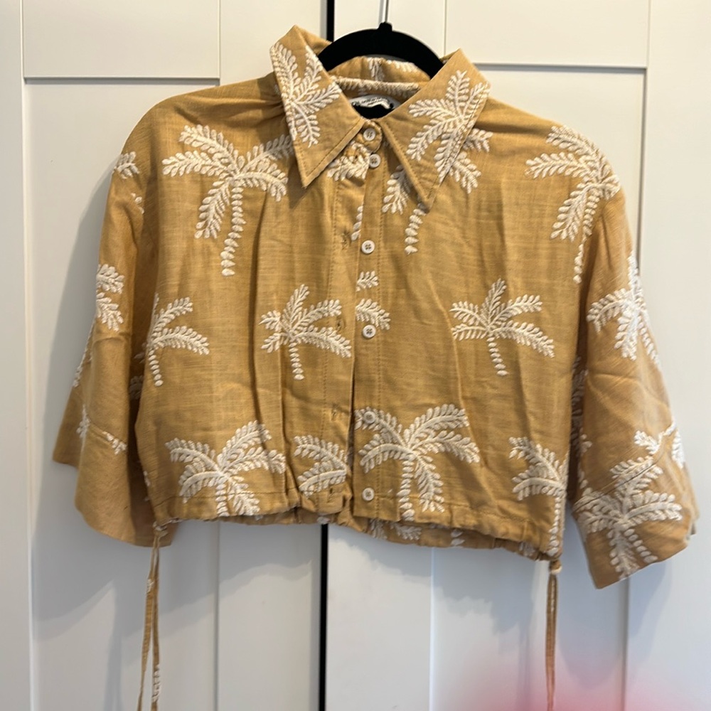 Zara cropped shirt
